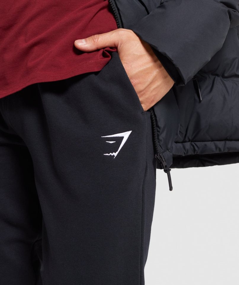 Men's Gymshark Crest Jogger Black | NZ 8YCGXU